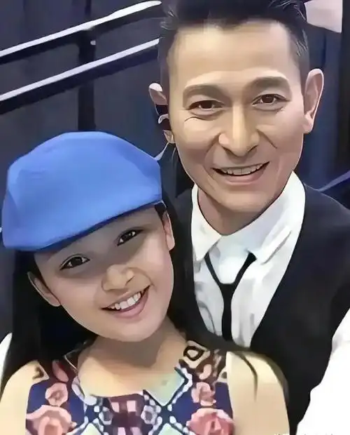 李湘女儿和刘德华女儿同样都是星二代的她们差距一目了然