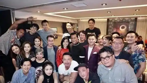 娱乐圈最新爆料吃瓜拿走