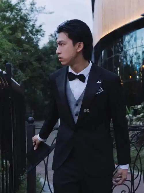 舜玺西装定制92藏不住了陈柏霖南京分霖