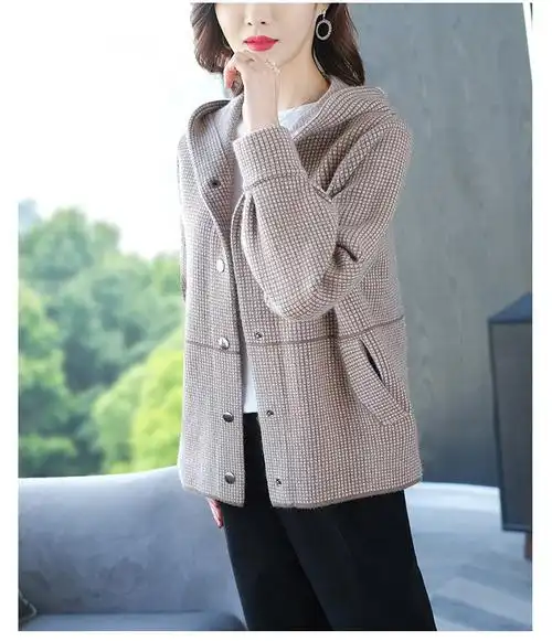 筱娅连帽短款毛衣外套女宽松外穿2021年新款春秋慵懒风外搭针织开衫