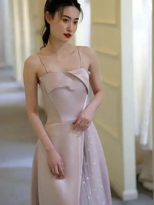 苏州试纱分享软软糯糯的粉色吊带礼服