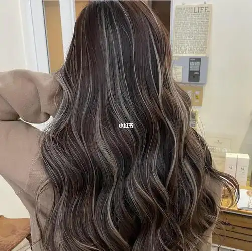 长发挑染光线染