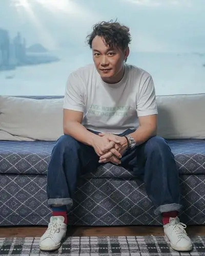 p>陈奕迅(eason chan),1974年7月27日出生于中国香港,祖籍广东省东莞