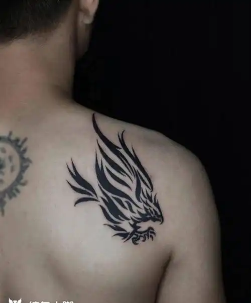 纹身图片_背部纹身图案
