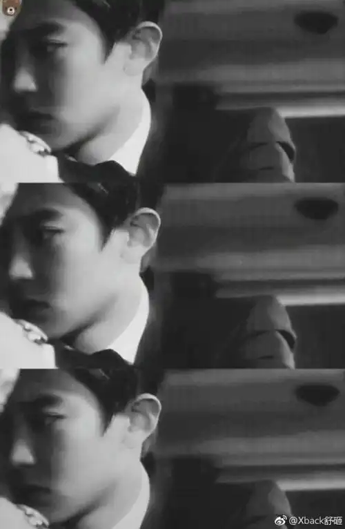 朴灿烈高清三格图片