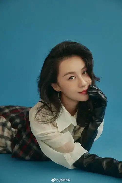 美少女明星 夏楠 的图集