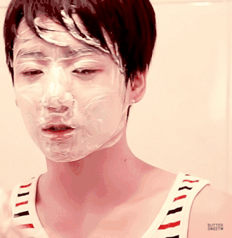 闷痘?长闭口?让你皮肤变差的不是化妆,是你不会卸妆!