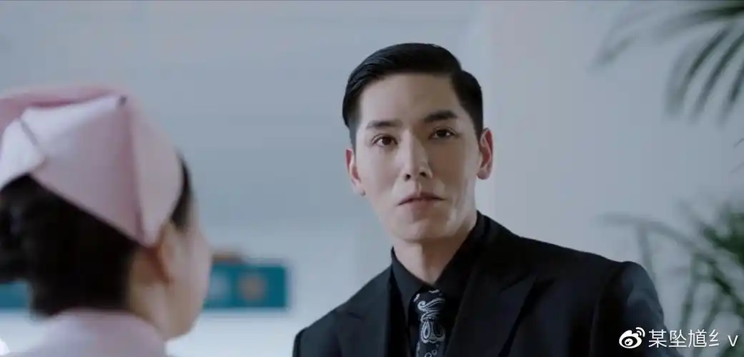 暴风眼蝙蝠落网程雷计划失败他绑架了苗露作为最后的赌注