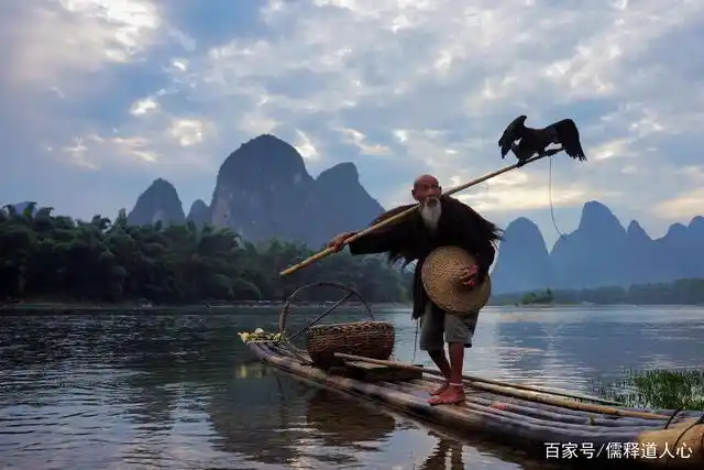 庄子:大鹏一日同风起,直上九万里!逍遥自在没人管,天地舞翩芊