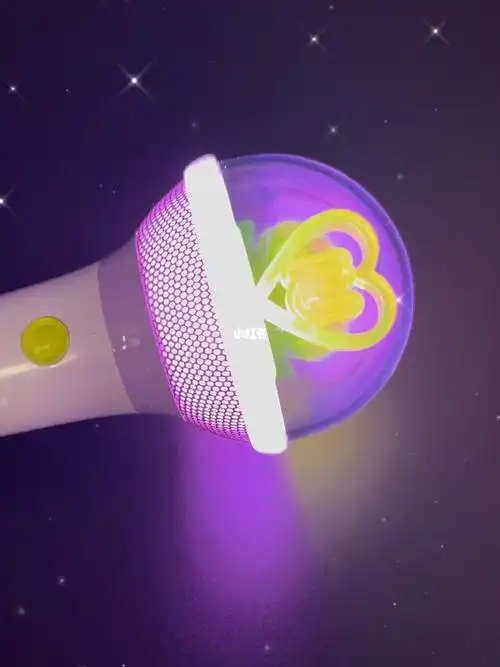 iu第三代应援棒炫酷