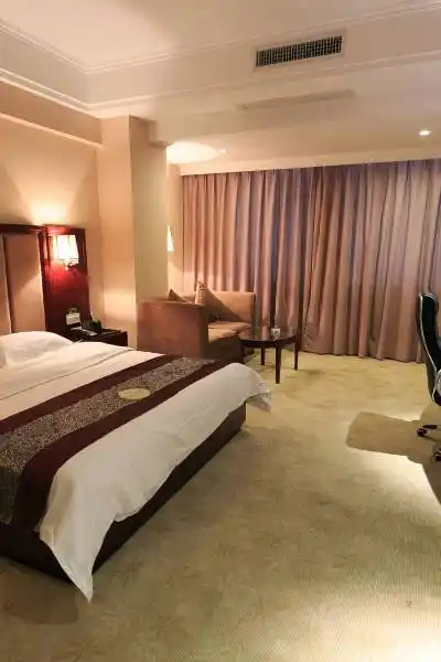 柳州龙潭公园-东门附近酒店,柳州酒店预订查询,柳州宾馆住宿【携程