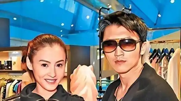 如今才明白谢霆锋对张柏芝不是喜欢而是深爱