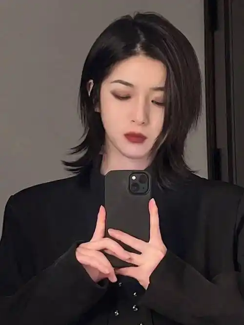 利落又爽快的锁骨碎发_锁骨