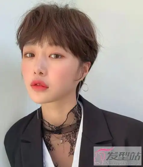 女生帅气中性短发 干练洒脱比男生酷三分_发型站_最新流行发型设计