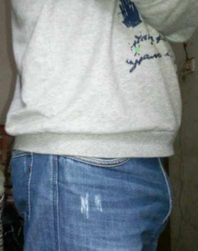 为什么我穿任何裤子,裤裆都是鼓鼓的,好难看.怎么办?