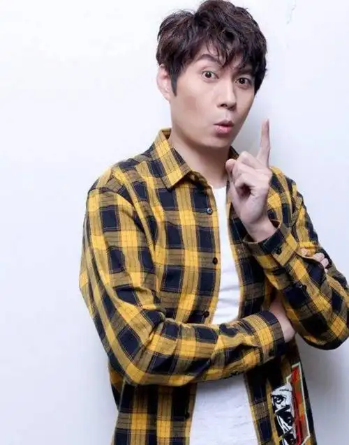 陈乔恩公开恋情开心麻花艾伦微博沦陷真男友坐拥庄园却很渣