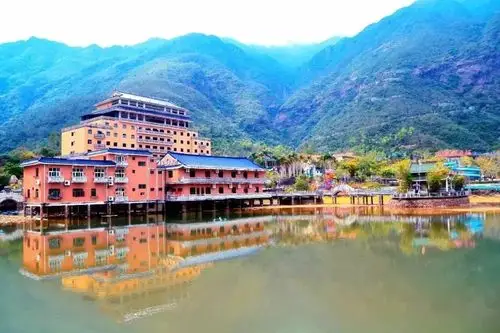 莲花山温泉度假村泡温泉多少钱,汕尾莲花山温泉度假村门票预订_大河