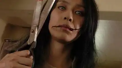 夜晚三点半:6分钟带你看完日本恐怖电影《裂口女》-电影-高清完整正版