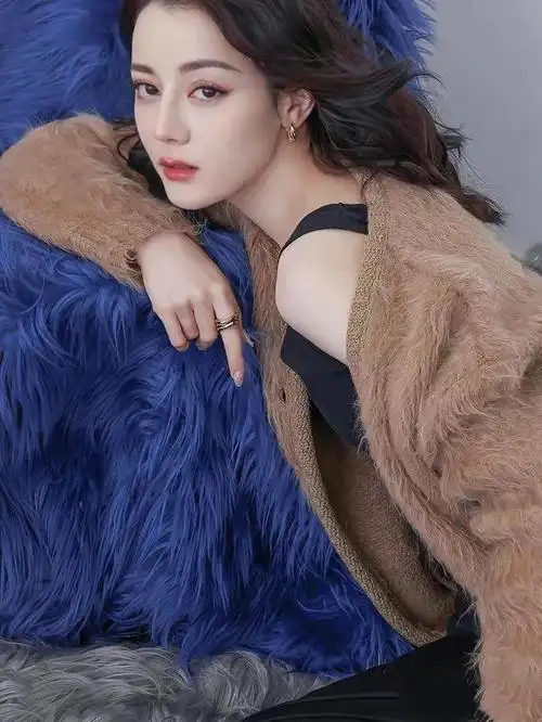 迪丽热巴美图来了_网易订阅