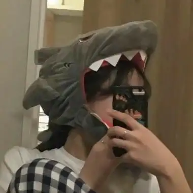 高颜值女头像手机遮脸霸气高清图片_女生头像_头像屋