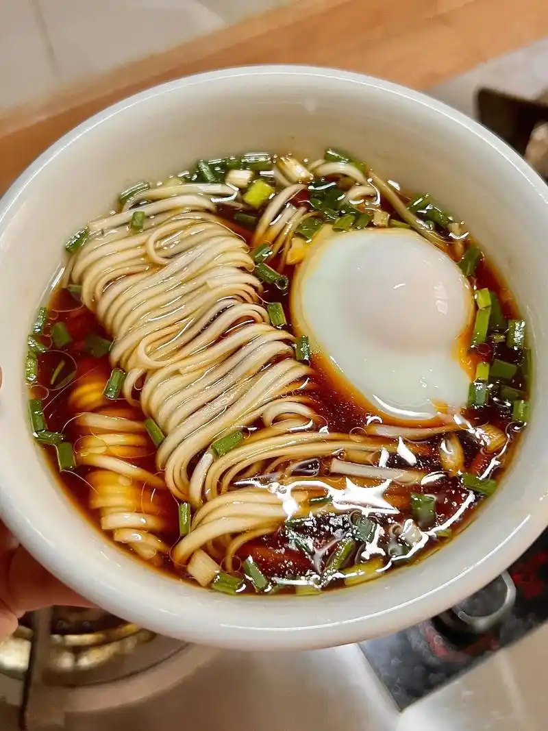 多少次早起为了这口! 最最拿手的早餐就属于清汤面 - 抖音