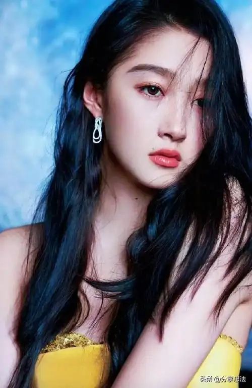 关晓彤明星壁纸52