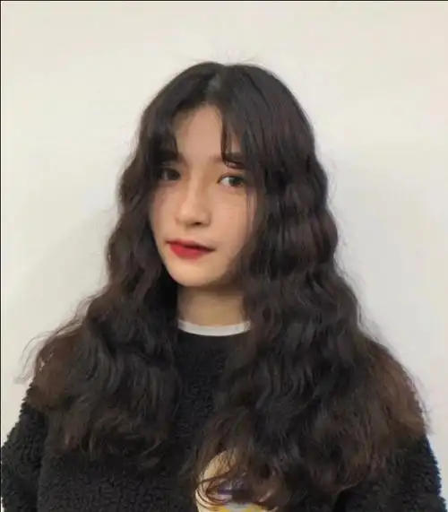 水波纹烫发型图片(烫发想要不显老又好看) - 赤虎壹号