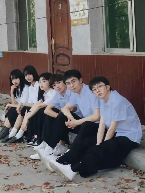 jk制服裙套装情侣装学院风学生毕业班服定制夏季校服短袖衬衫 - 17网