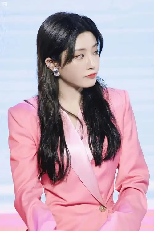 像颗糖好诱惑甜到梦里有粉红  」@the9-喻言