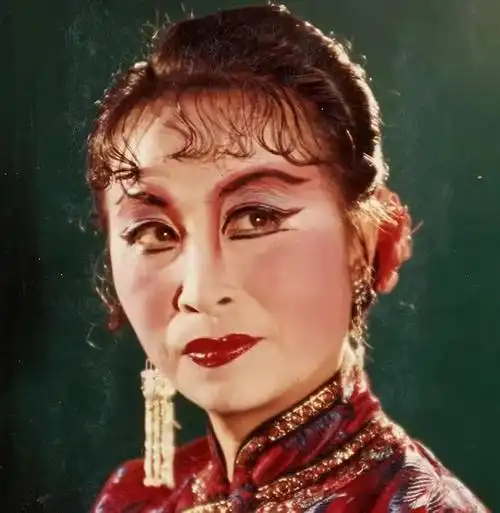 丑娘张少华年轻时有多美校花级别20岁照片简直太美了