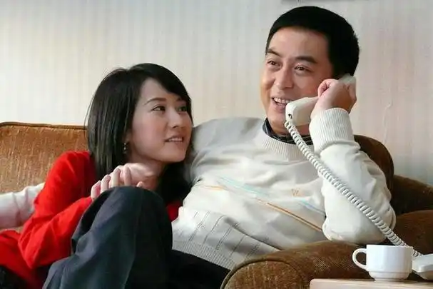 十几年前,一部《蜗居》席卷荧屏,成为现象级电视剧.