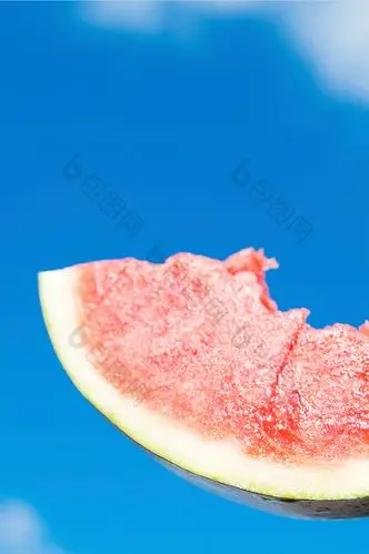 唯美蓝色清爽天空梦幻鲸鱼少女插画手机壁纸