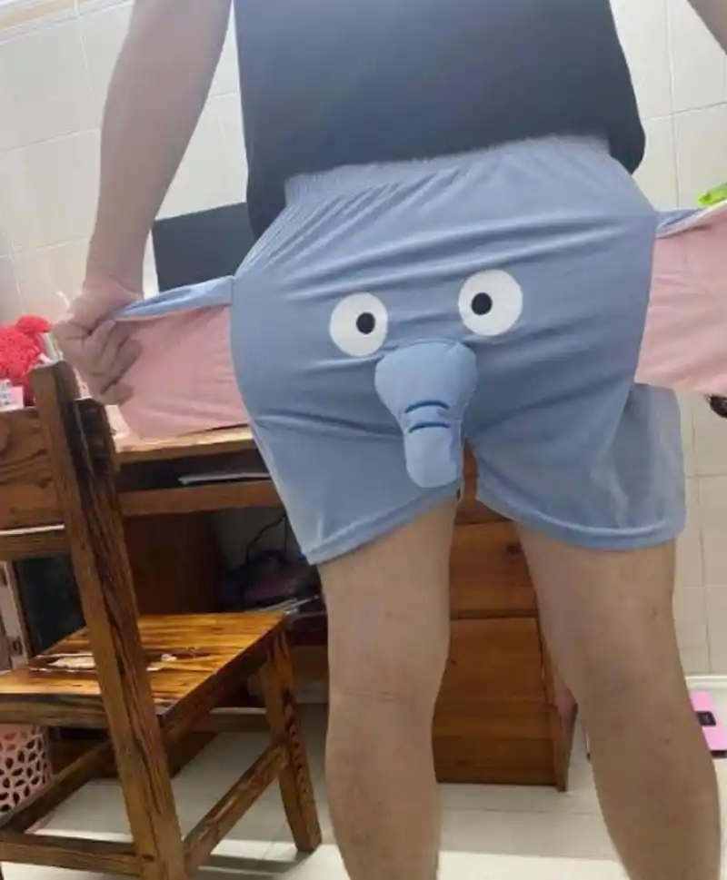 这样的裤子感觉好搞笑,是让拉粑粑用的吗?