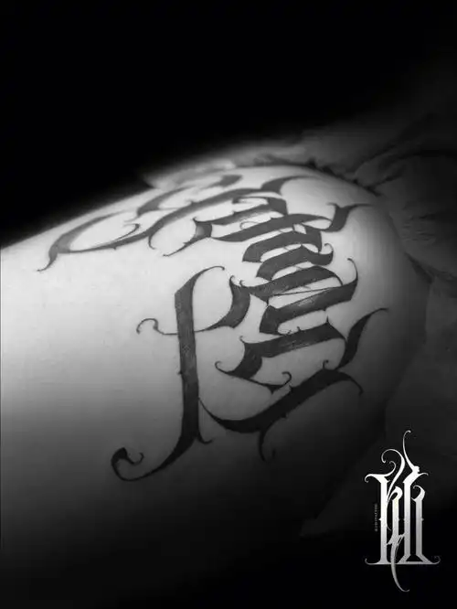 英文花体字  #刺青  #哥特  #设计  #原创设计  #纹身  #纹身遮盖