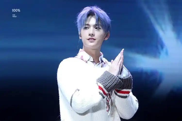 【高清】杨洋 生日会 无心工作只想吸羊