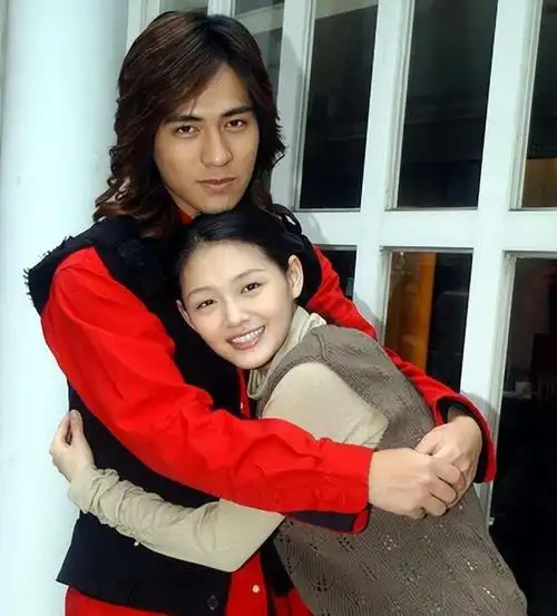 过气顶流周渝民落魄了其实他的钱多到能任性环游世界玩乐