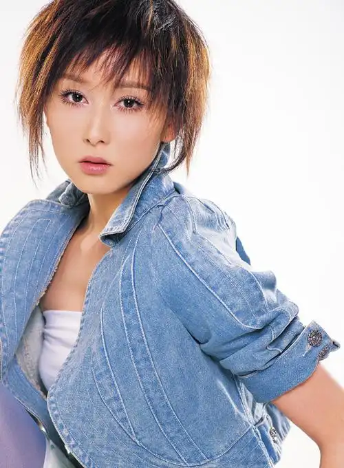 资料图片:胡静第二批精彩写真(8)