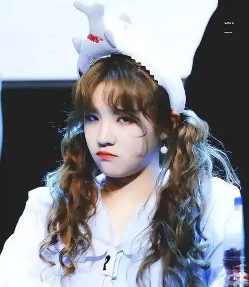 韩国网友让宋雨琦回国,国内网友们纷纷发声:我们挺你!