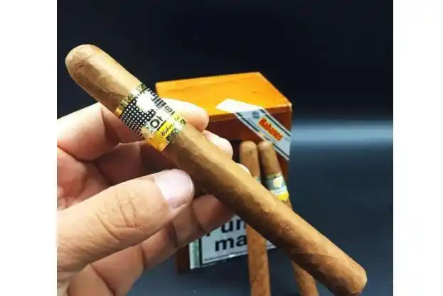 世界十大最贵的烟 黄鹤楼上榜,第二名一盒66万元