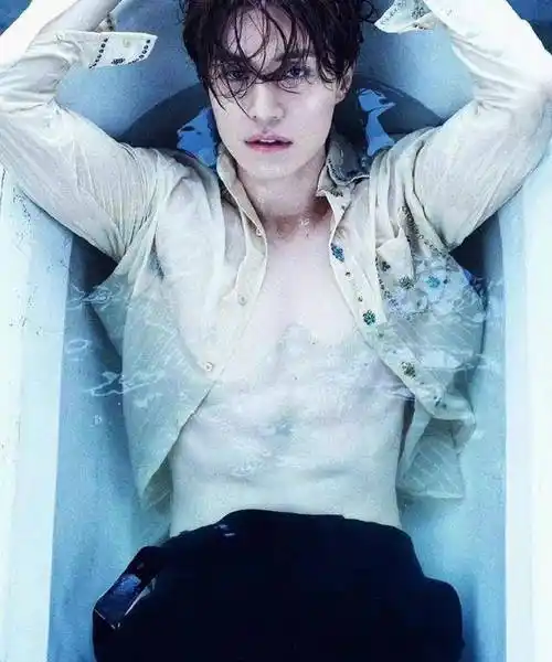 韩星李栋旭,演技不行身材来凑,40岁了还要靠露肉来博眼球_鬼怪_九尾狐