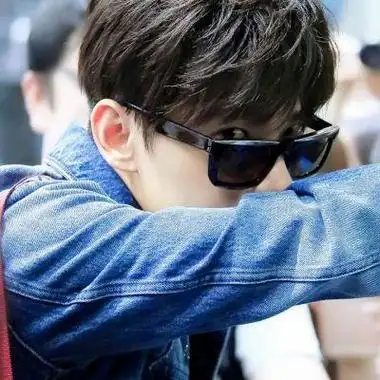 杨洋高清男生头像杨洋好看照片大全