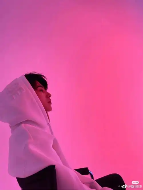 蔡徐坤壁纸高清06060606