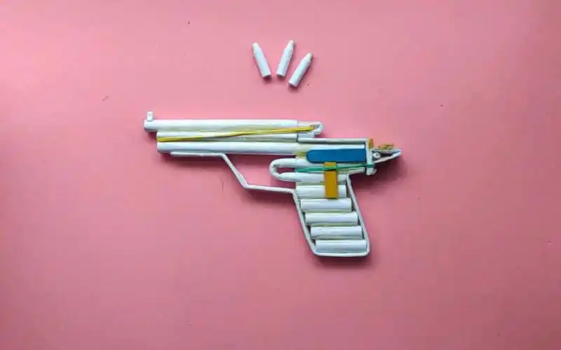 纸卷a4纸入狱系列单发纸卷小手枪给小孩手工玩具可发射