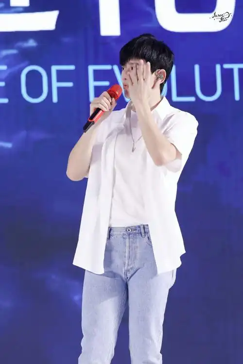 温碧泉代言人张杰