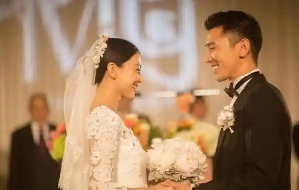 揭露"国民女神"高圆圆不为人知的一面