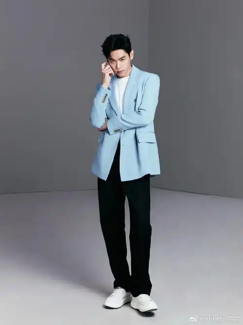 百丽品牌代言人张若昀