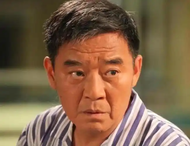 李立群:与发妻林丽钦一见钟情,相伴一生无绯闻,晚年幸福平淡|演员