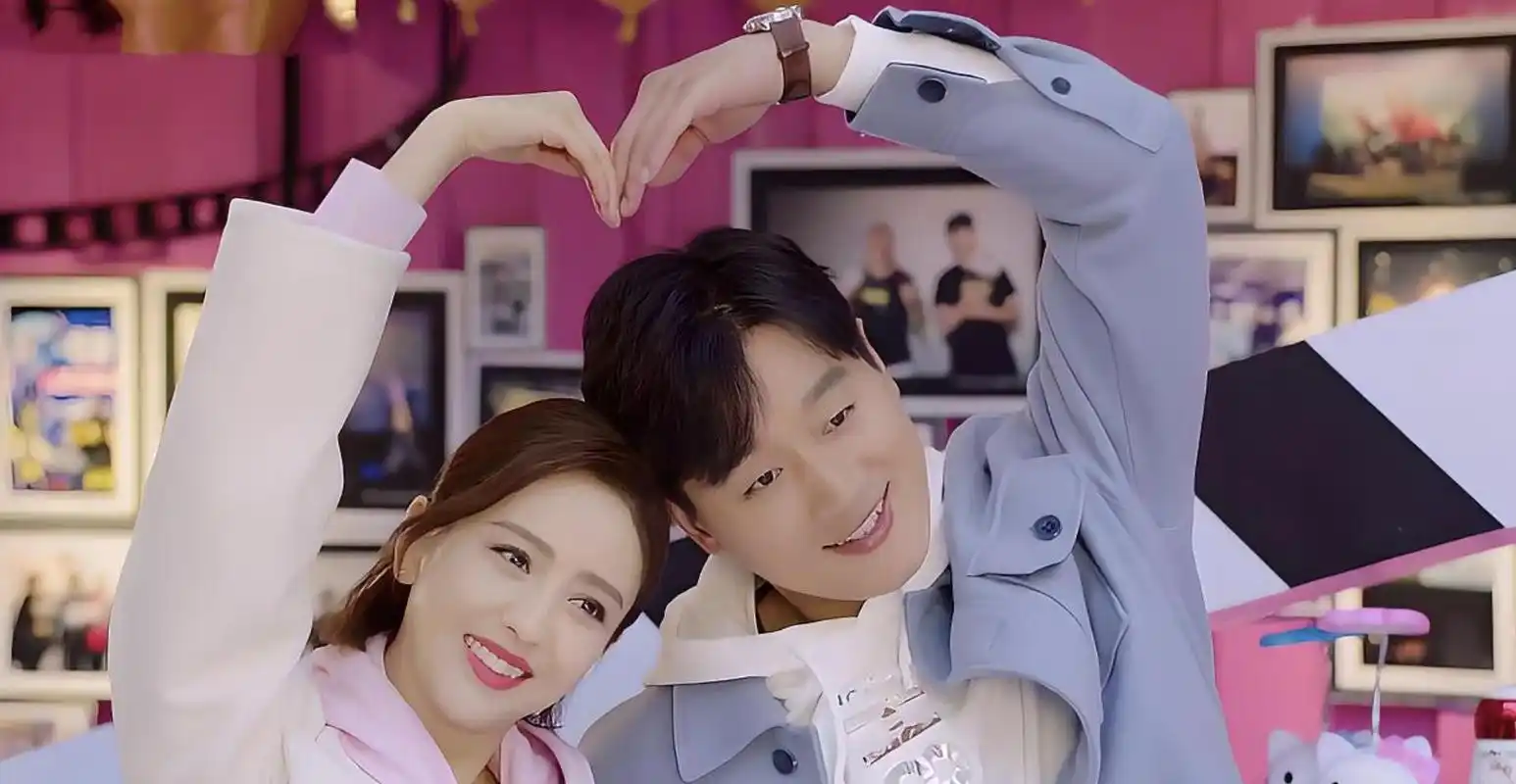 《爱的厘米》:佟丽娅扮演的关雨晴机长 佟丽娅在电视剧《爱的厘米》中