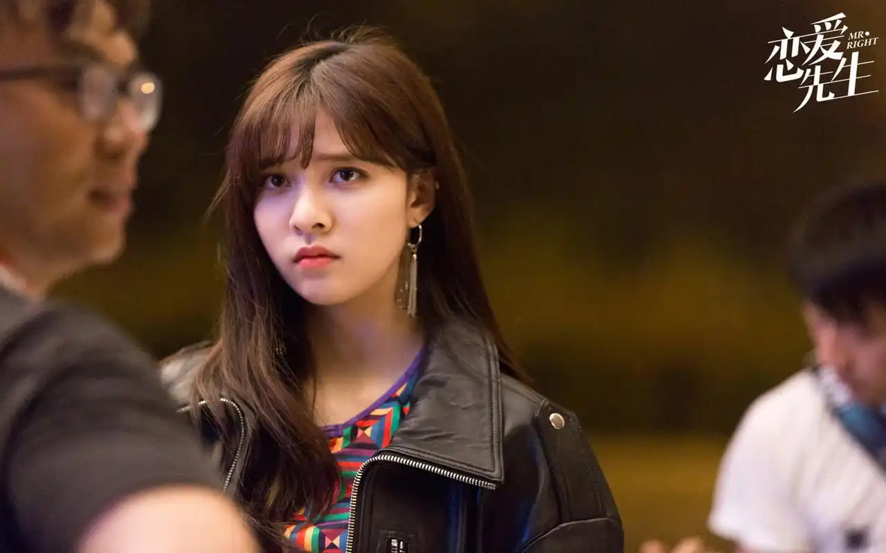宋妍霏《恋爱先生》剧照图片桌面壁纸