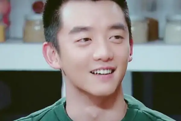 姓郑的五位男明星中,我最喜欢郑恺,你们呢?